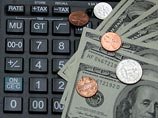 Доллар упал на 57 копеек, опустившись ниже 30 рублей, евро потерял - 50 