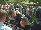 В Южное Бутово пригнали бульдозеры: жители намерены стоять до последнего В Южное Бутово пригнали бульдозеры: жители намерены стоять до последнего