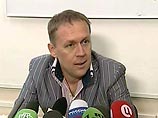 По мнению Лугового, к убийству Литвиненко причастны либо спецслужбы Великобритании, либо российская оргпреступность, либо Березовский. По мнению Лугового, к убийству Литвиненко причастны либо спецслужбы Великобритании, либо российская оргпреступность, либо Березовский.