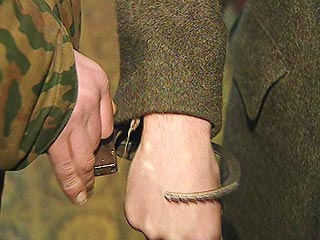 Дезертира из российского президентского полка нашли в землянке на Украине