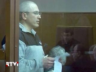 Экс-глава ЮКОСа Михаил Ходорковский в понедельник был удостоен в Берлине медали имени доктора Райнера Хильдебрандта за правозащитную деятельность
