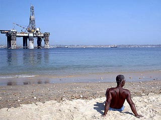 Российские компании будут добывать в Африке нефть и строить алюминиевый завод